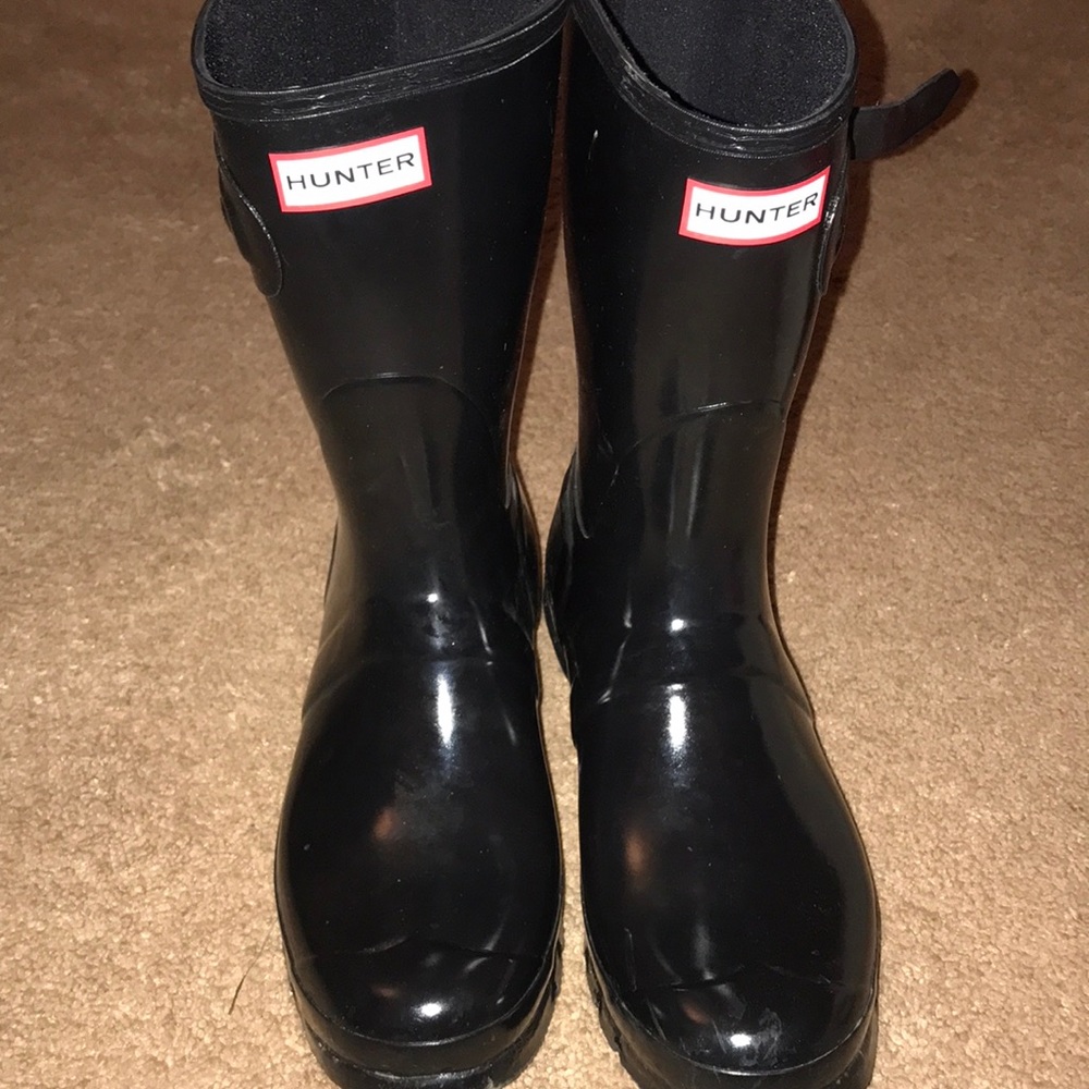 Hunter rain boots with grey knit liner